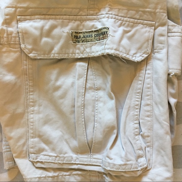 Ralph Lauren Size 34 beige cargo shorts - Picture 5 of 5
